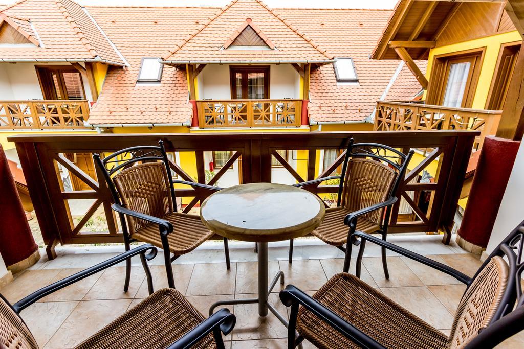 Frisko Panzio Bed & Breakfast Zalakaros Exterior photo